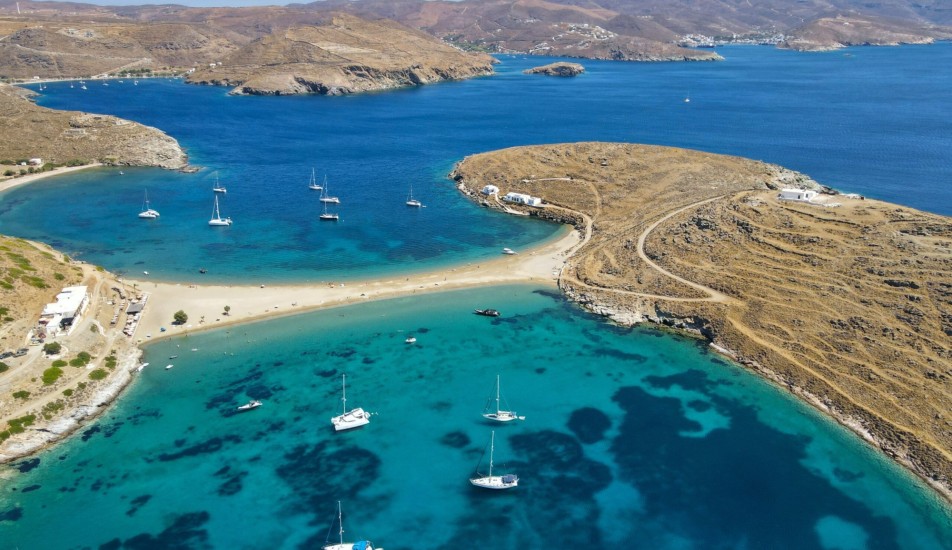 Kolona beach Kythnos